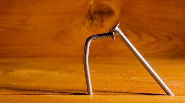 Curved and straight metal nails — Stock Photo, Image