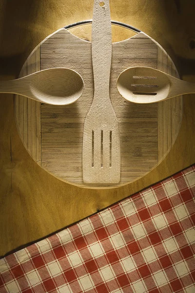 Vista superior de utensílios de cozinha de madeira — Fotografia de Stock