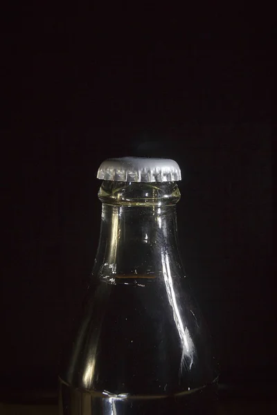 O pescoço de uma garrafa de cola — Fotografia de Stock