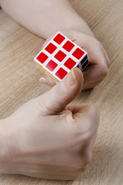 カラフルな立方体パズル — ストック写真