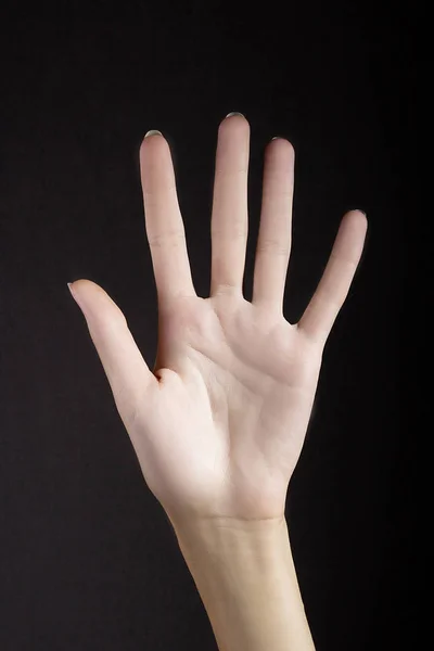 Рука с раздвинутыми пальцами — стоковое фото