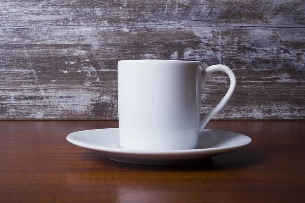 Kaffeetasse auf dem Tisch — Stockfoto