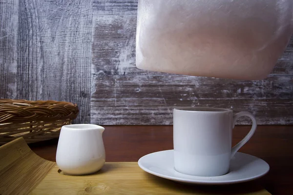 Zuckerwatte und Kaffee — Stockfoto