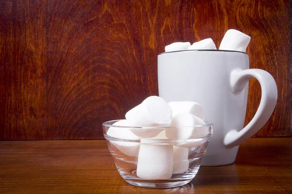 Kopje met cacao en marshmallows — Stockfoto