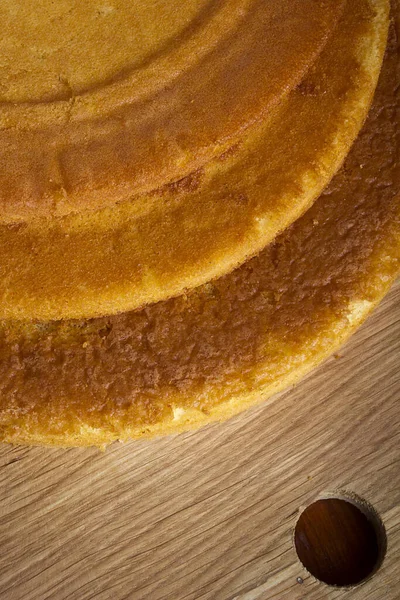 Ciasta Domowe Ciasto Drewnianej Desce — Zdjęcie stockowe