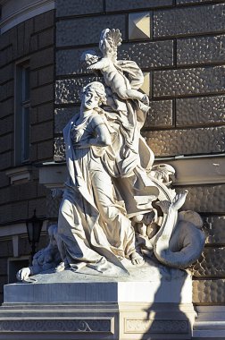 Odessa Opera Theater heykel