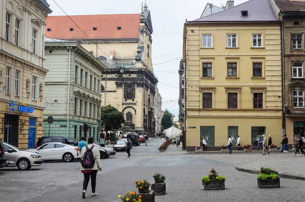 Соборная площадь Львова — стоковое фото