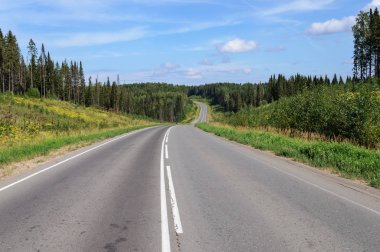 tepelerin üzerinden yol asfalt
