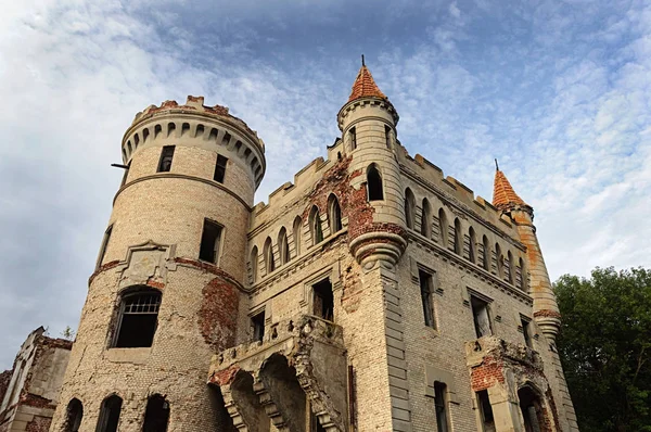 Castelo Khrapovitsky em Muromtsevo — Fotografia de Stock