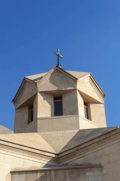 Erivan'da Ermenistan Kilisesi'nin kubbe — Stok fotoğraf