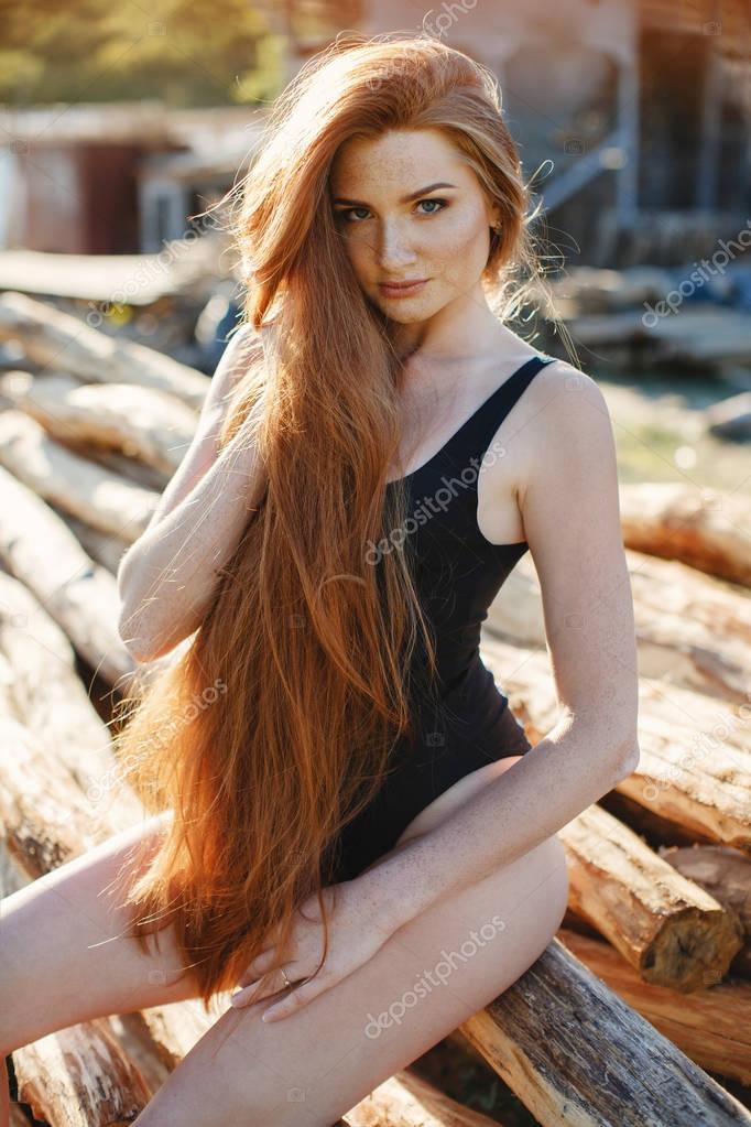 Sexy Redheaded Women 70