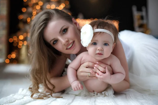 Casa Ritratto Madre Bambino Notte Prima Natale Natale Felice Anno — Foto Stock