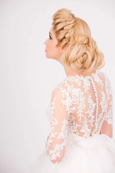 Nice and pure bridal look. Blonde girl looking up. — Stock Photo, Image