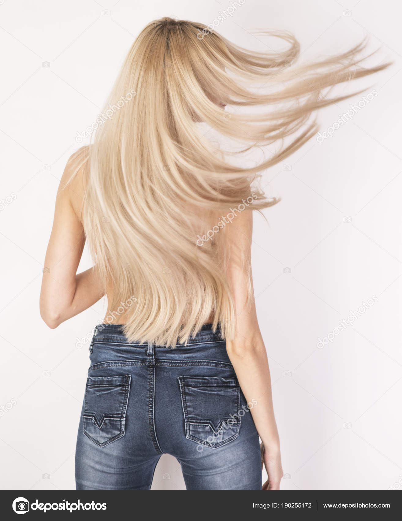 cabelo voador. foto de uma linda loira na academia em seu horário de fim de  semana 8458803 Foto de stock no Vecteezy