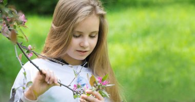 Bahar sevinç. Doğanın uyanış.