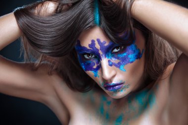 Rorschach testi yüzünde kızla Güzellik Portresi