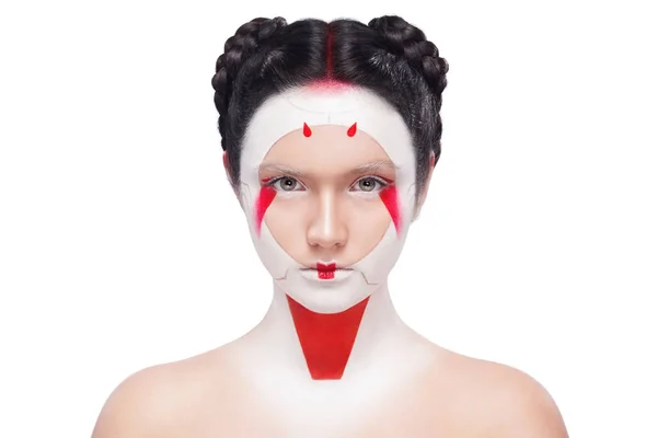Malowanie twarzy w stylu Japan. Ciała makijaż kolorowy sztuki. Wyznania gejszy na białym tle. — Zdjęcie stockowe