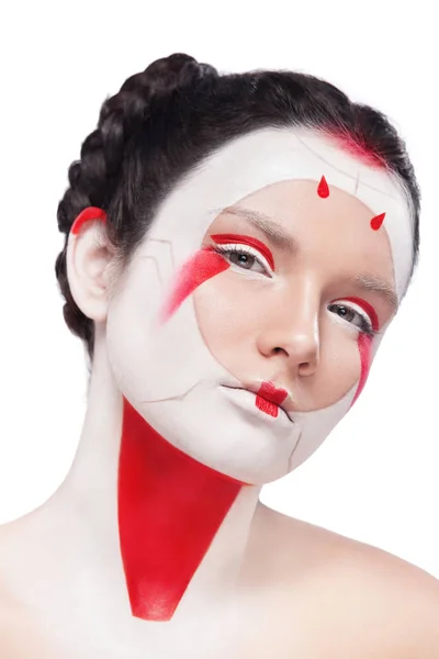 Malowanie twarzy w stylu Japan. Ciała makijaż kolorowy sztuki. Wyznania gejszy na białym tle. — Zdjęcie stockowe