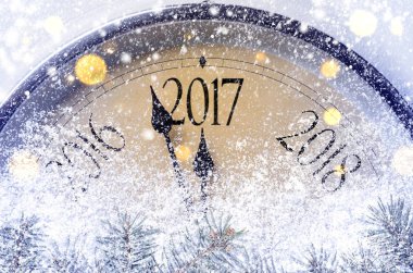 Gece yarısına kadar geri sayım