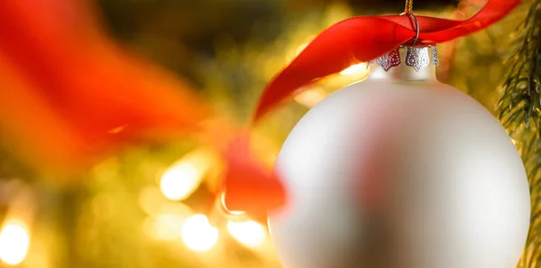 Przystrojone drzewko fir Boże Narodzenie lub nowy rok — Zdjęcie stockowe