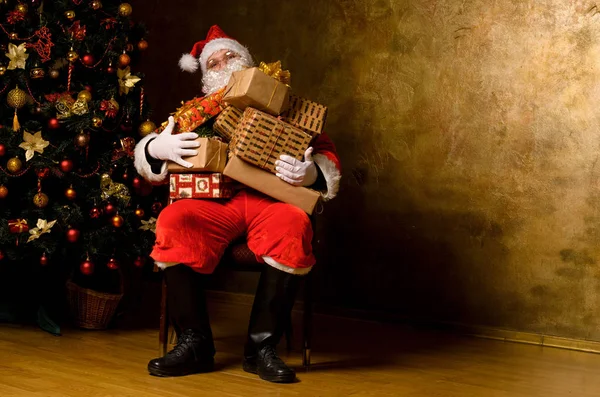 Zmęczony Mikołaj — Zdjęcie stockowe