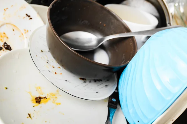 Dirty dishes in a sink — Stock Photo, Image