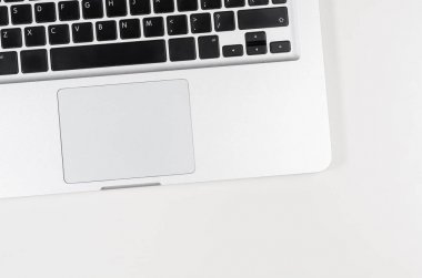 Modern dizüstü bilgisayar, üstten görünüm