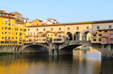 Ponte Vecchio Firenze estate