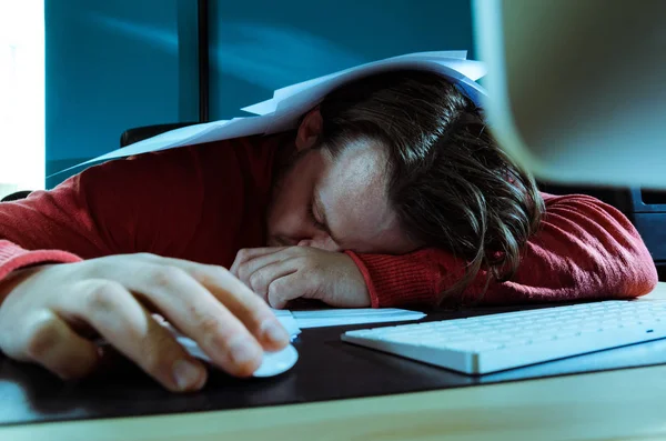 Exhausted business man sleeps — Stock Photo, Image