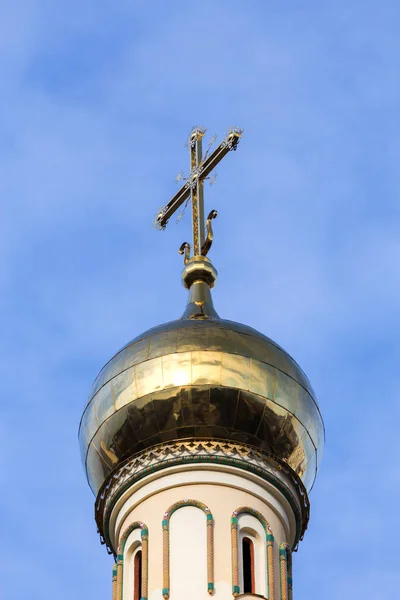 Kerk van St. Prins Vladimir dat gelijk is aan de apostelen — Stockfoto