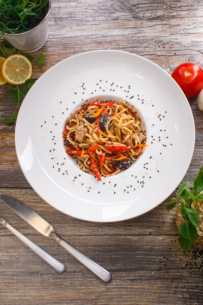 Oriental dishes - udon noodles