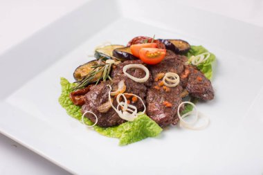 Fırında etli kabak ve patlıcan