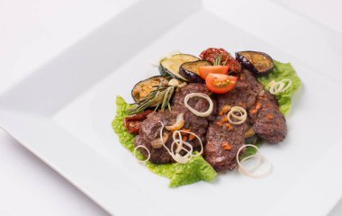 Fırında etli kabak ve patlıcan