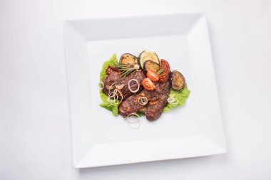 Fırında etli kabak ve patlıcan