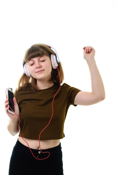 Młoda Dziewczyna Słuchanie Muzyki Białe Tło — Zdjęcie stockowe