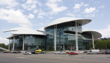 Tiflis, Gürcistan-7 Ağustos: kamu hizmeti Hall Tbilisi şehir merkezinde. 7 Ağustos 2013. Kamu hizmeti Hall kamu hizmetleri sunar Gürcistan hükümetinin bir kuruluşudur.