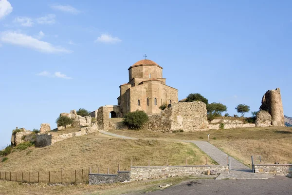 Jvari Είναι Ένα Γεωργιανό Ορθόδοξο Μοναστήρι Του 6Ου Αιώνα Κοντά — Φωτογραφία Αρχείου