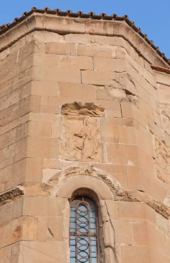 Kısma Jvari Manastırı. Jvari 6.yüzyılda bir Gürcü Ortodoks Manastırı var. Gürcistan Cumhuriyeti