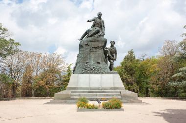 Sevastopol, Crimea-13 Ağustos 2012: 1853-1856 Kırım Savaşı kahramanı anıt Amiral Vladimir Kornilov Sevastopol
