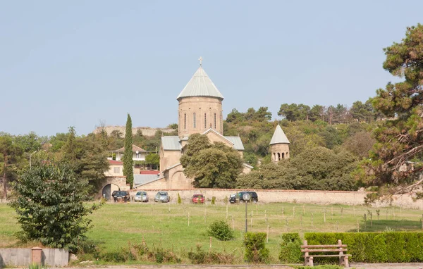 姆茨赫塔 格鲁吉亚 2013年8月17日 Samtavro 变形正统教会和圣尼诺修道院在姆茨赫塔 佐治亚 — 图库照片