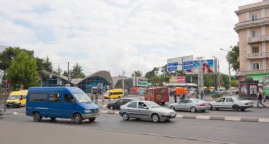 Tbilisi, Georgia - 7 Ağustos 2013: kentsel peyzaj. Tarihi bölge, Isani Tiflis. Gürcistan Cumhuriyeti