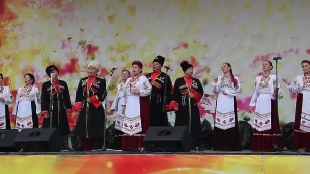 Anapa Rusia Septiembre 2017 Coro Amateur Canta Canciones Hombres Mujeres — Vídeo de stock