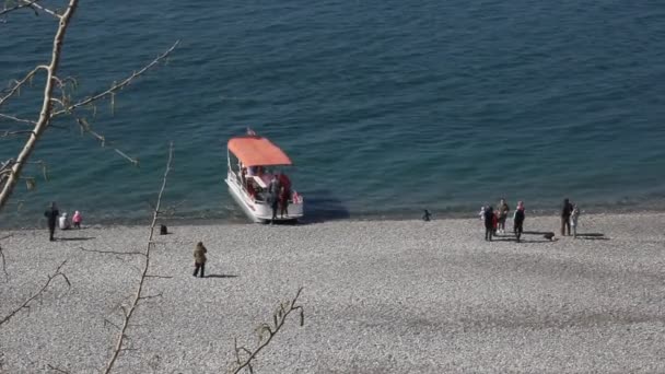 Sochi Russia Március 2017 Személyhajó Part Közelében Fekete Tenger Partján — Stock videók