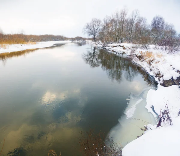 Inverno riwer.Nature composição . — Fotografia de Stock