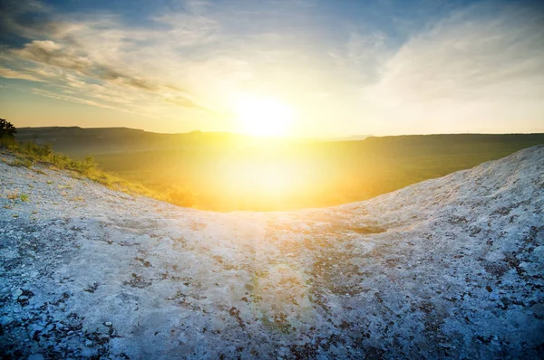 Sunrise in mountains — Stock Photo, Image