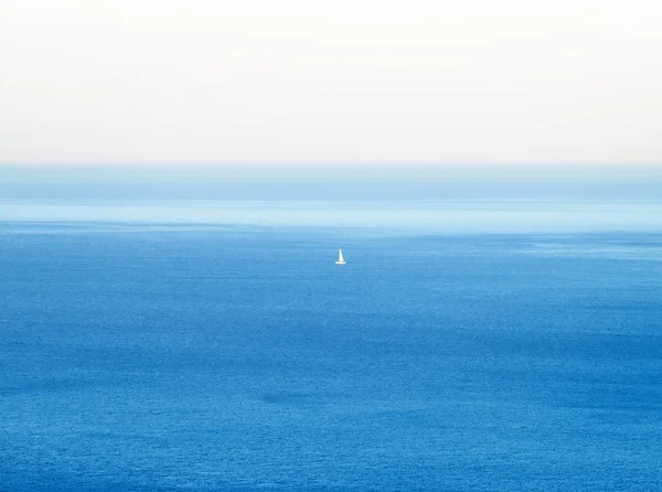 Sailboat in the sea — Stock Photo, Image