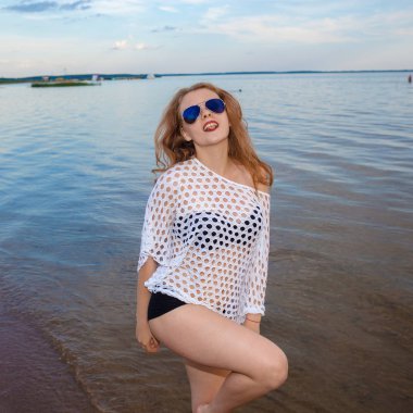 Özgür kadın özgürlük duygu mutlu tadını.