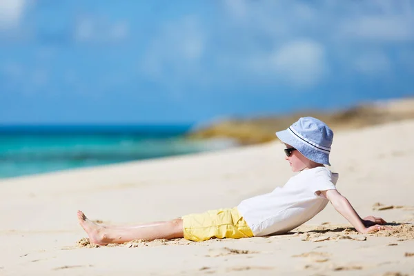 Boy enjoying vacation — Stock Photo, Image