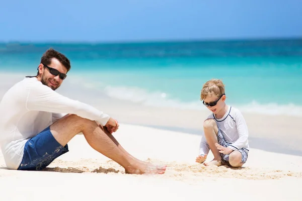 Sommarsemester på stranden — Stockfoto