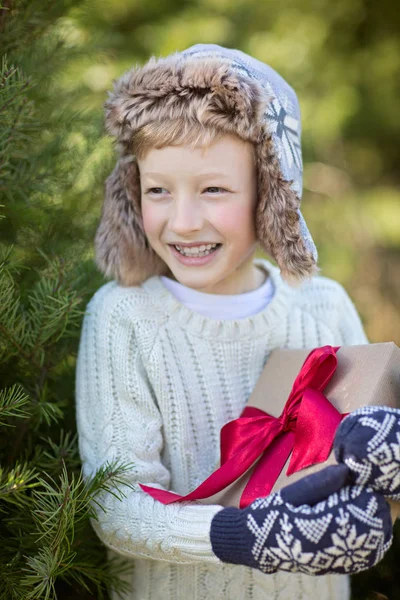 Kid at winter — Stock Photo, Image